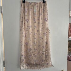 FRANCESCA’S Floral Satin Maxi Skirt